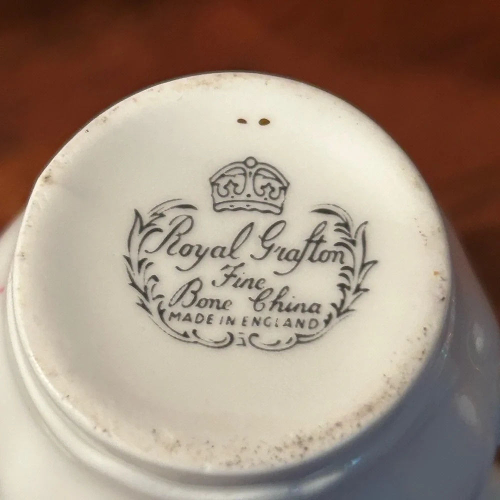 Vintage Royal Grafton Floral Fine Bone China Creamer